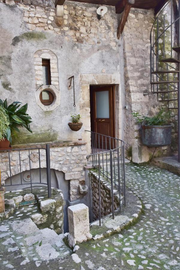 Il Giardino Di Adele Sermoneta Exterior foto